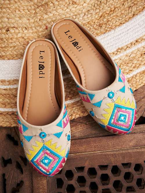 women embroidered slip on jutis - 22142202 -  Standard Image - 0