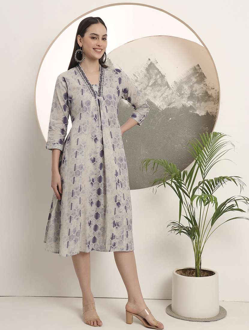 women printed three quarter sleeve a-line ethnic dress - 22142211 -  Standard Image - 3
