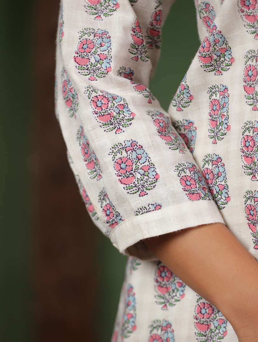 women floral three quarter sleeve a-line kurta - 22142217 -  Standard Image - 5