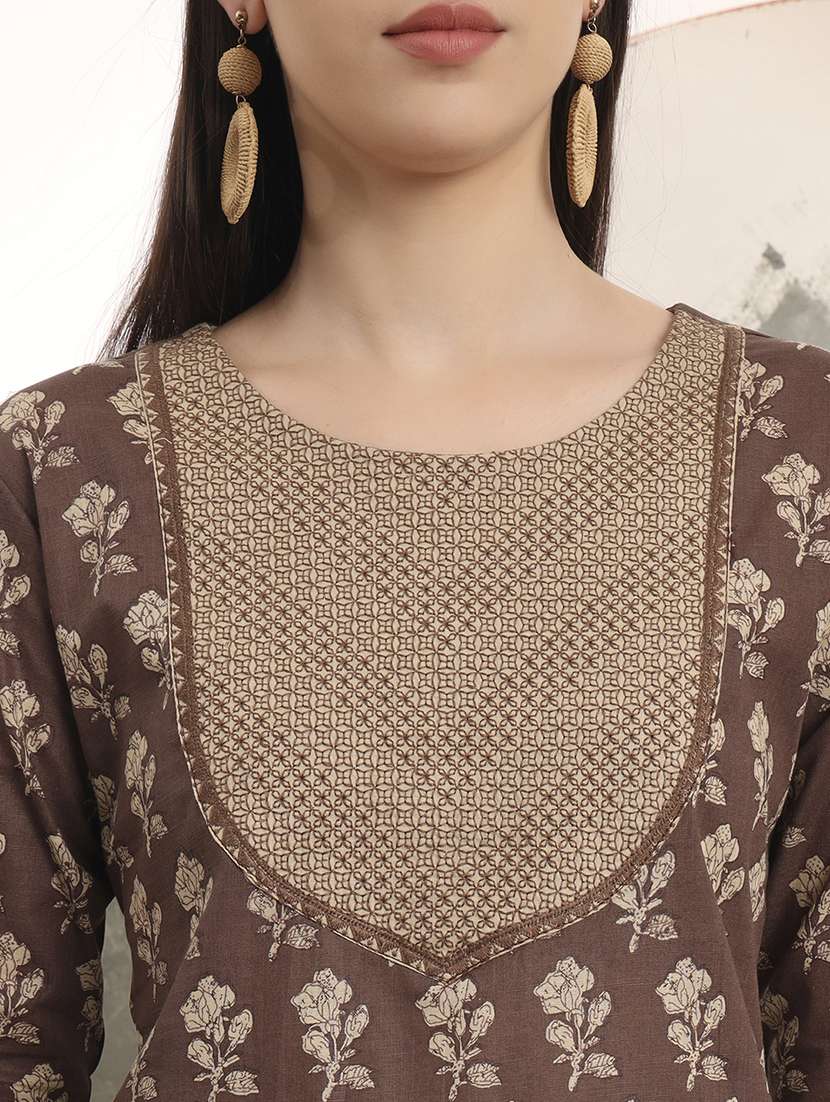 women floral printed three quarter sleeve straight kurta - 22142222 -  Standard Image - 5