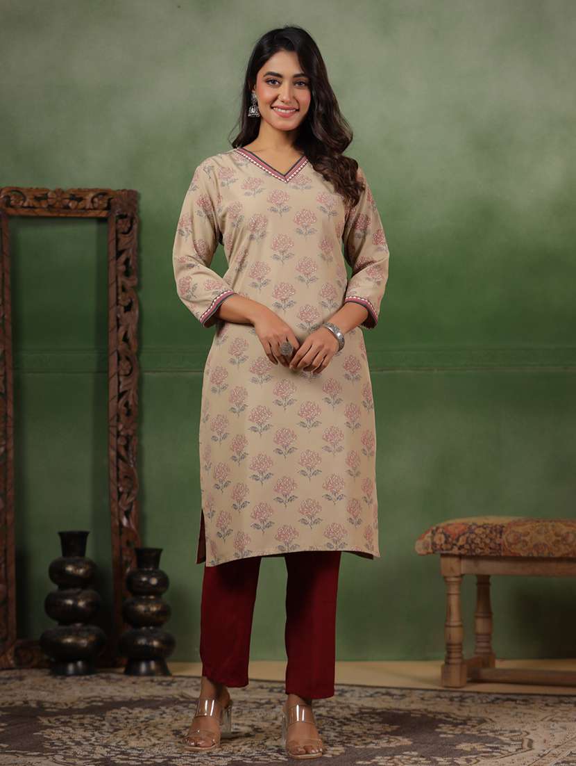 women printed three quarter sleeve straight kurta