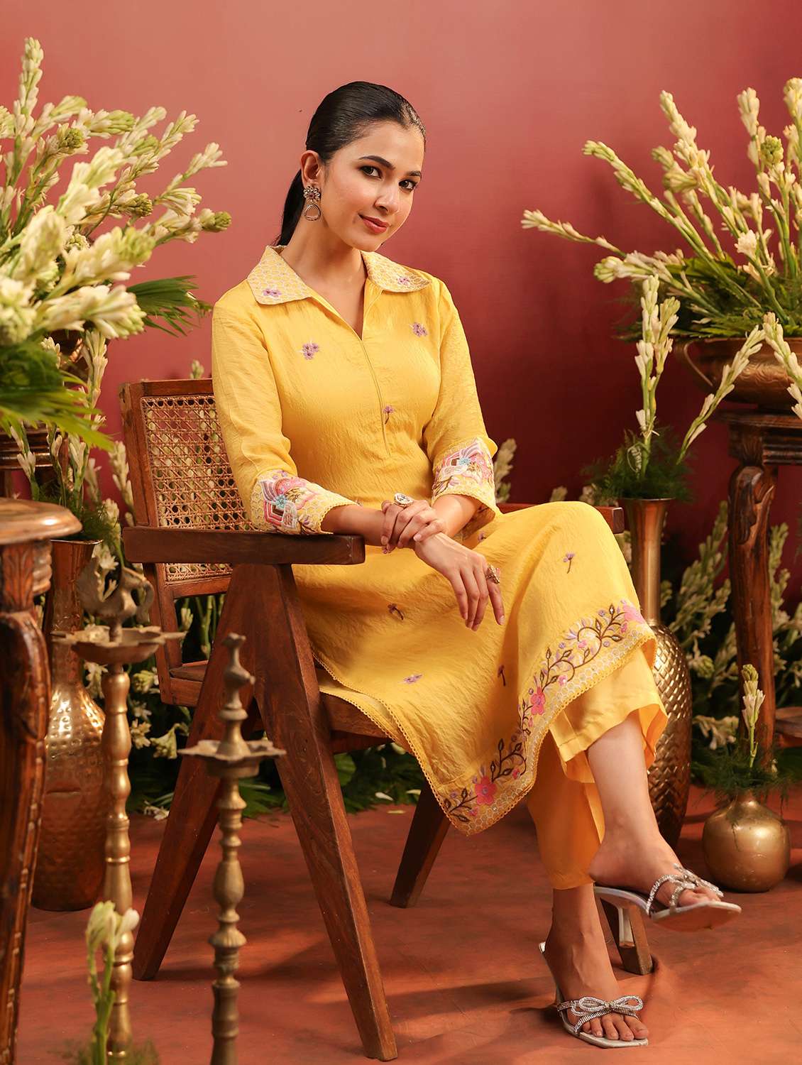 women embroidered three quarter sleeve kurta pant set - 22142267 -  Zoom Image - 0