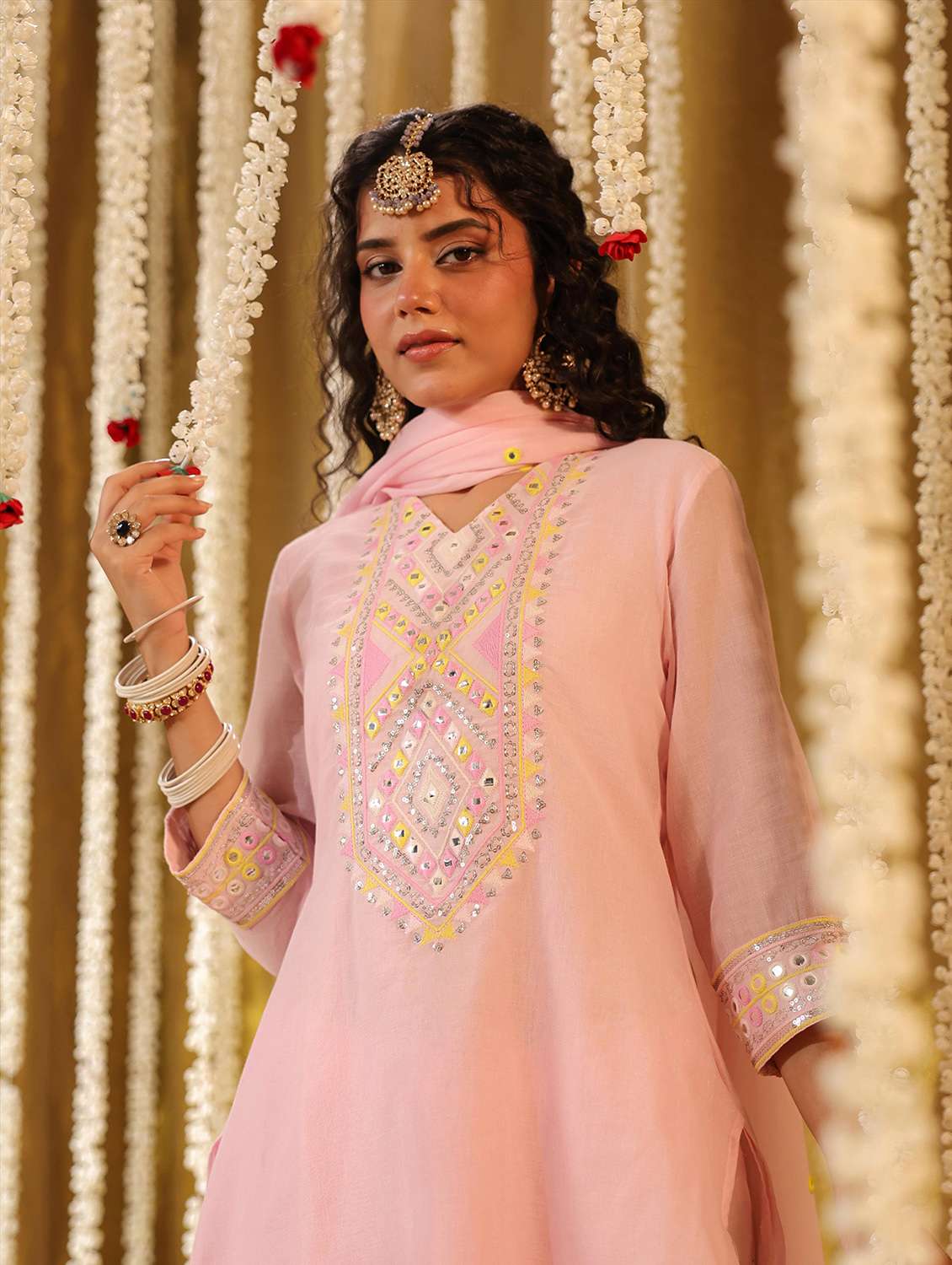 women embroidered three quarter sleeve kurta palazzo with dupatta set - 22142274 -  Standard Image - 3