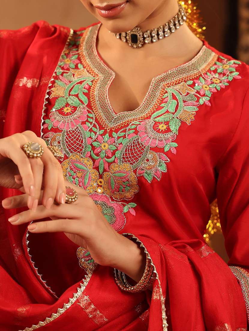 women embroidered three quarter sleeve kurta pant with dupatta set - 22142279 -  Standard Image - 5