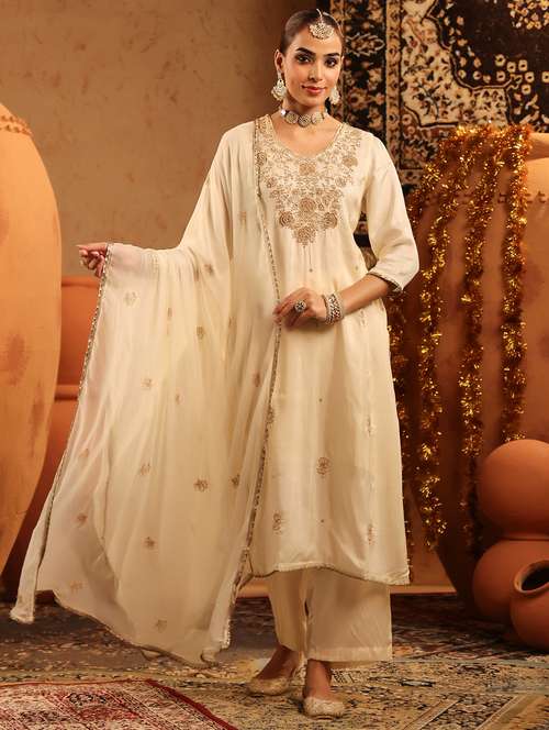 women embroidered three quarter sleeve kurta pant with dupatta set - 22142288 -  Standard Image - 0