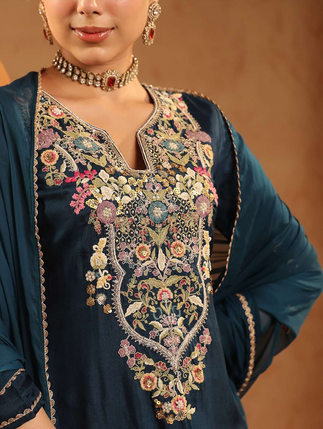 women embroidered three quarter sleeve kurta pant with dupatta set - 22142292 -  Standard Image - 5