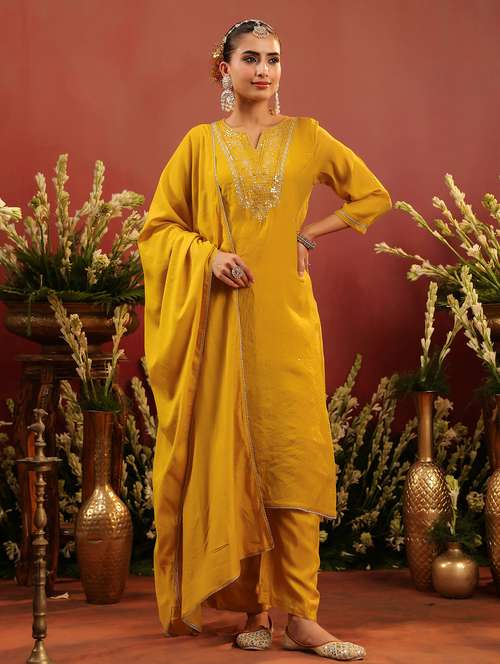 women embroidered three quarter sleeve kurta pant with dupatta set - 22142302 - Standard Image - 0
