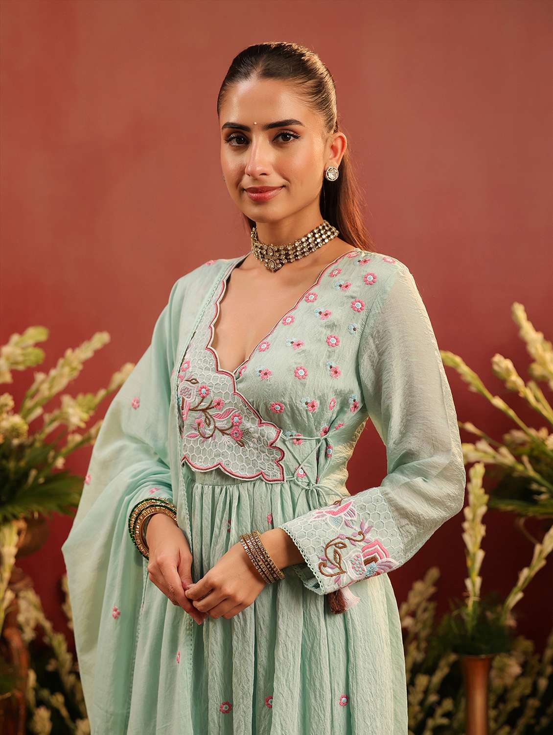 women embroidered long sleeve kurta pant with dupatta set - 22142311 -  Standard Image - 3