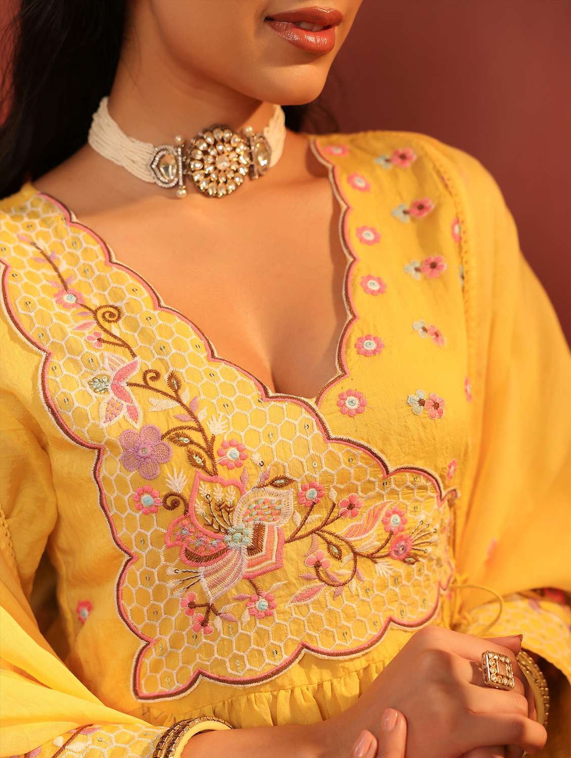 women embroidered long sleeve kurta pant with dupatta set - 22142312 -  Standard Image - 5