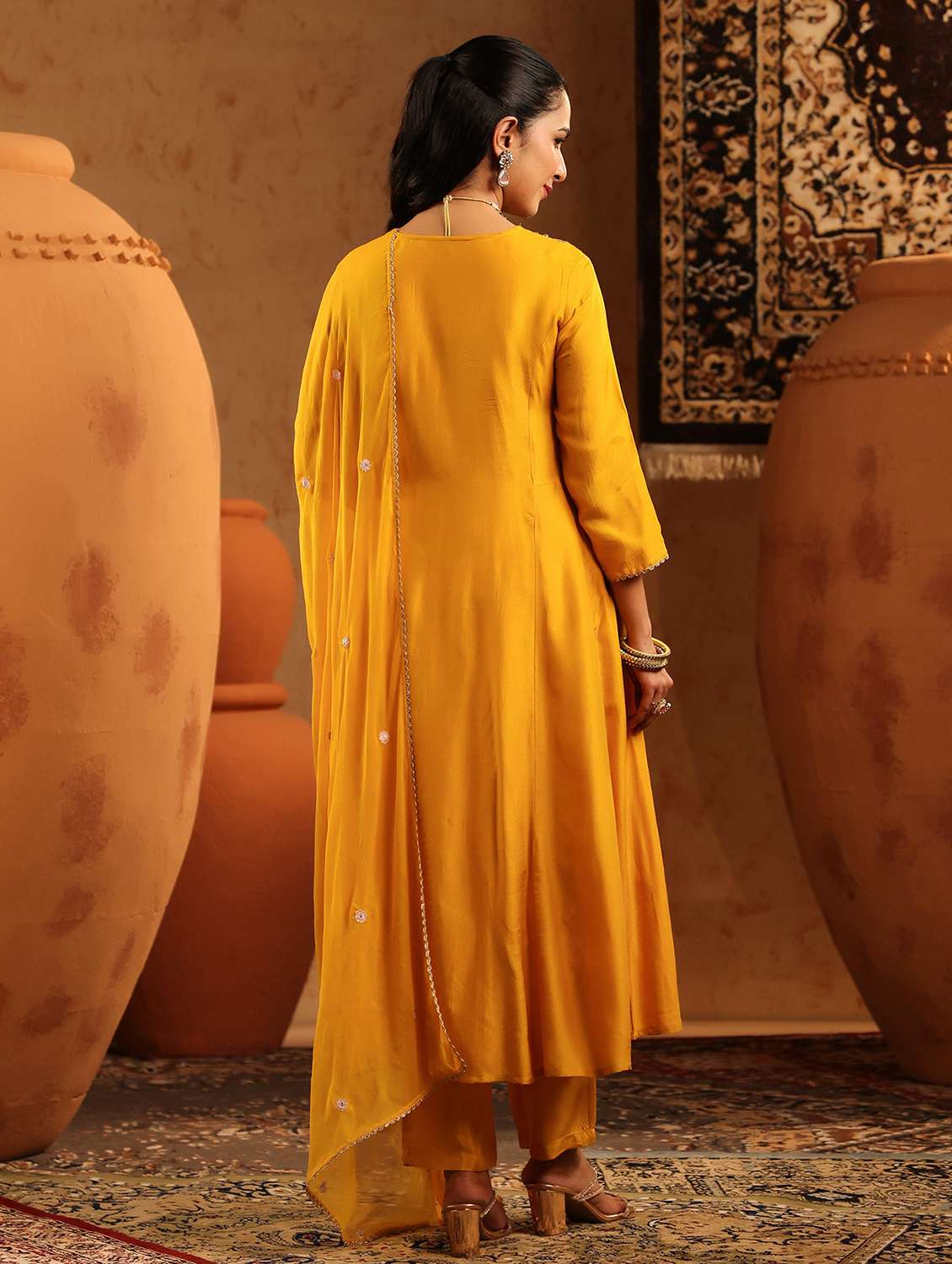 women embroidered three quarter sleeve kurta pant with dupatta set - 22142323 -  Standard Image - 3