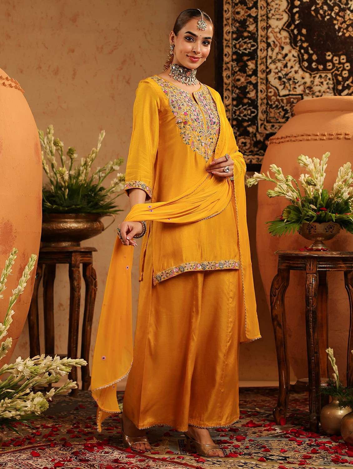 women embroidered three quarter sleeve kurta sharara with dupatta set - 22142327 -  Standard Image - 3