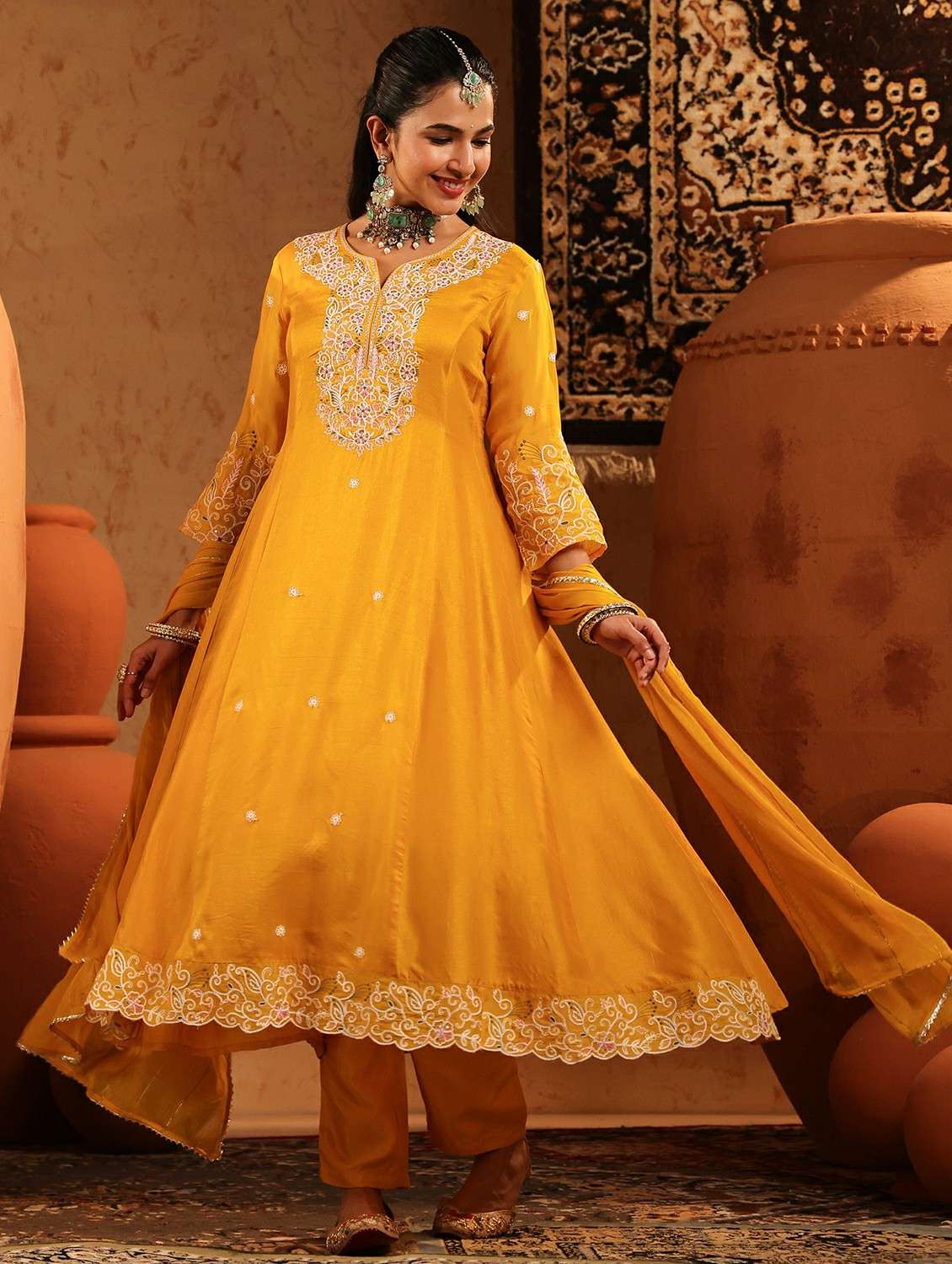 women embroidered three quarter sleeve kurta pant with dupatta set - 22142335 -  Standard Image - 5