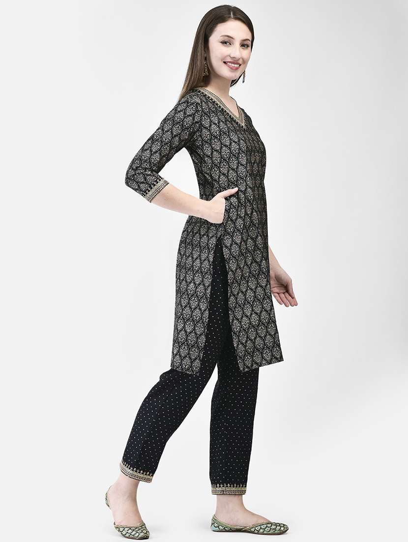 women printed three quarter sleeve kurta pant set - 22142387 -  Standard Image - 3