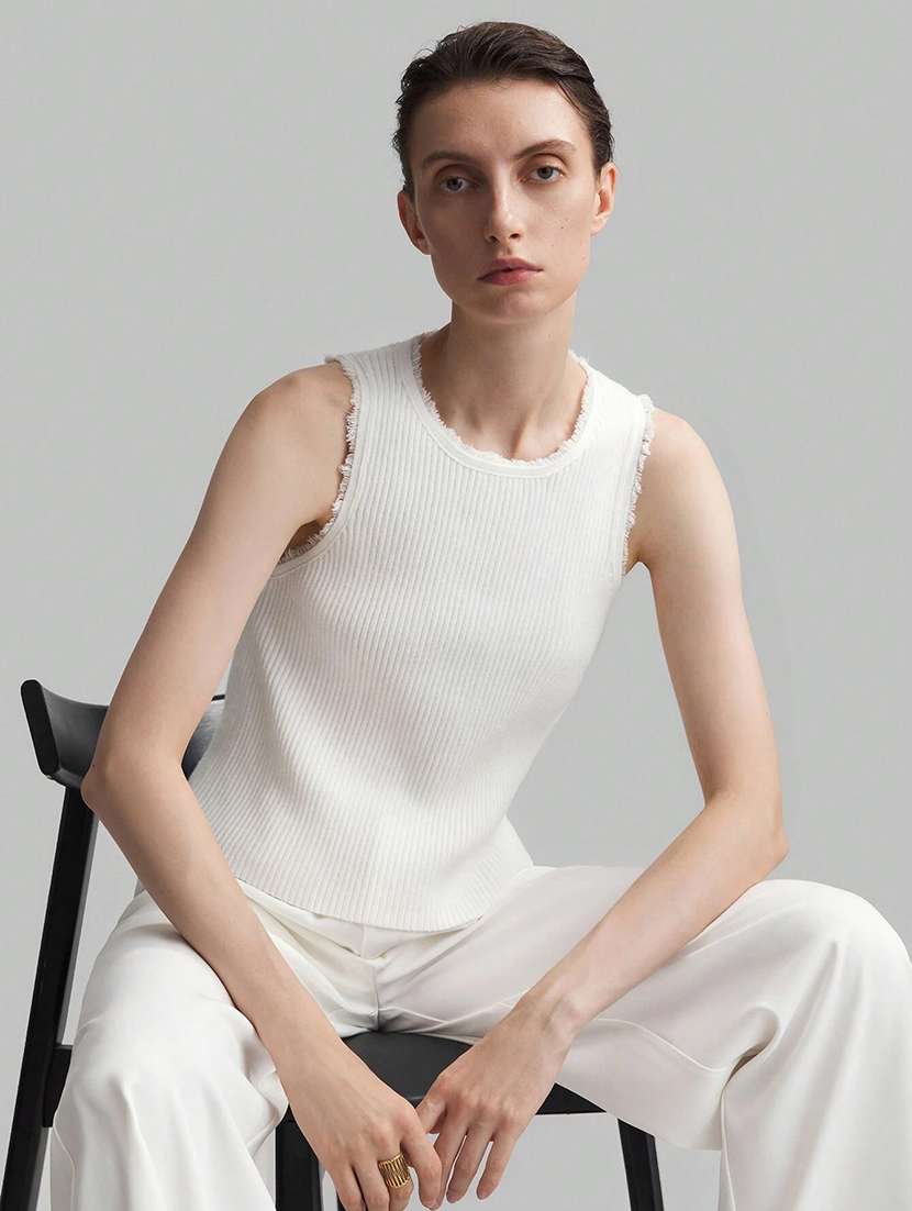 women white solid sleeveless regular top - 22142606 -  Zoom Image - 0