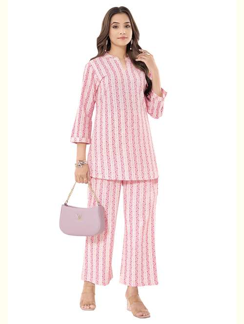 women printed three quarter sleeve ethnic co-ord set - 22142642 -  Standard Image - 0