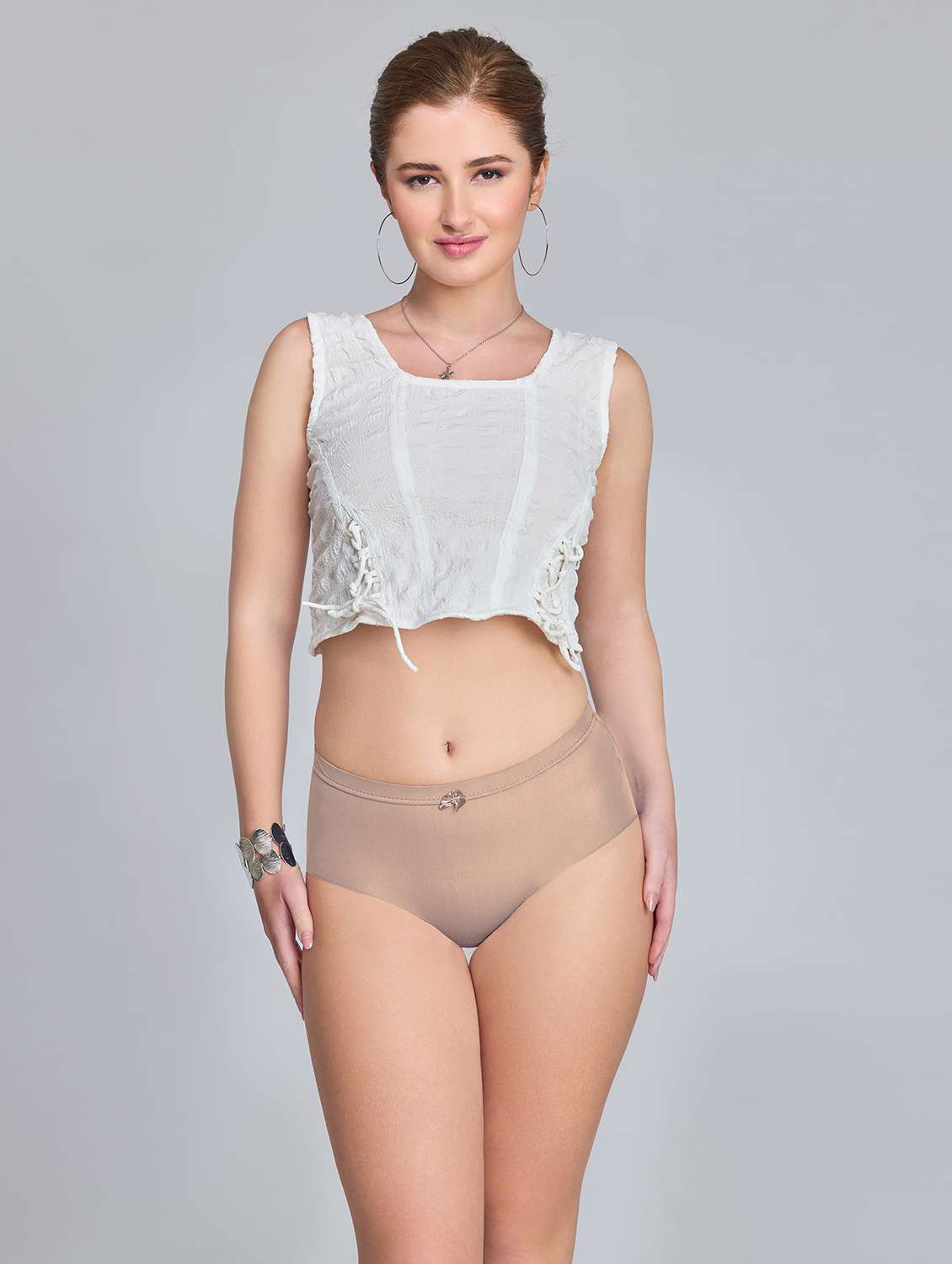 women solid mid rise seamless hipster panty - 22142712 -  Standard Image - 3