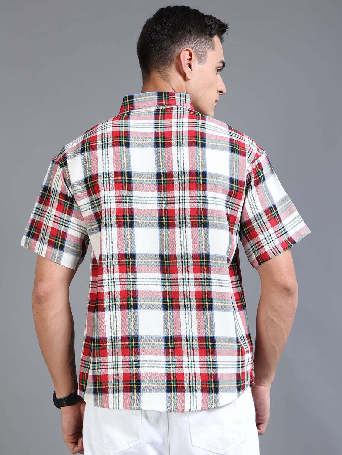men checkered short sleeve oversized casual shirt - 22142773 - Standard Image - 3