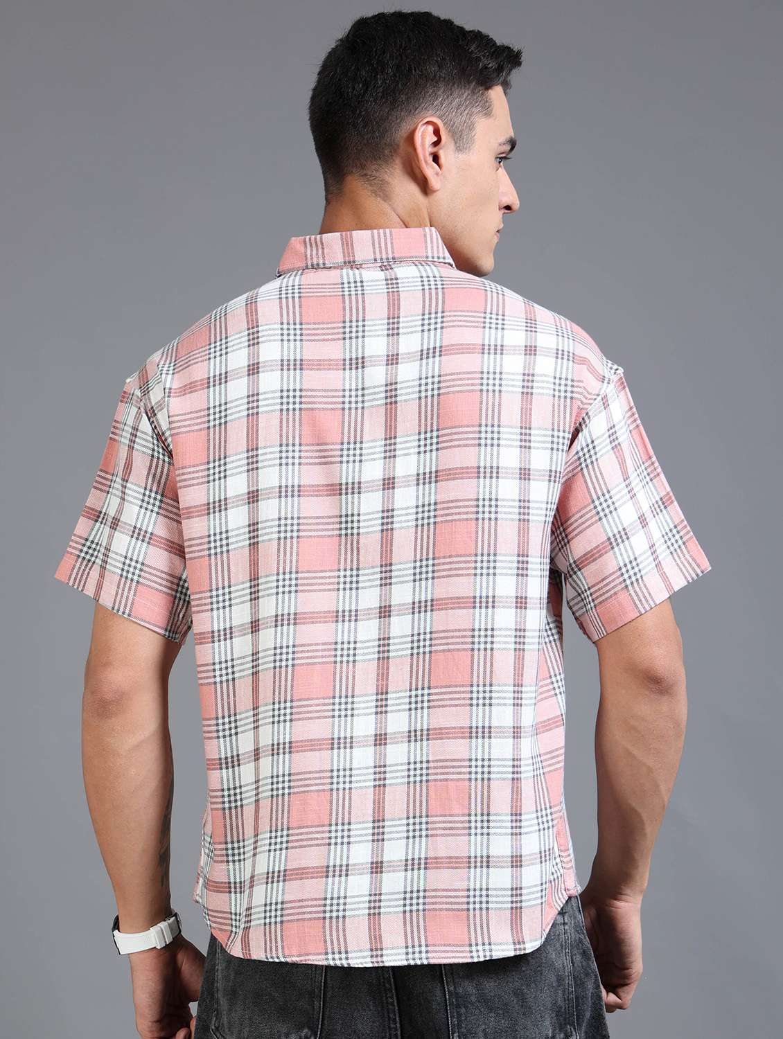 men checkered short sleeve oversized casual shirt - 22142775 - Standard Image - 3