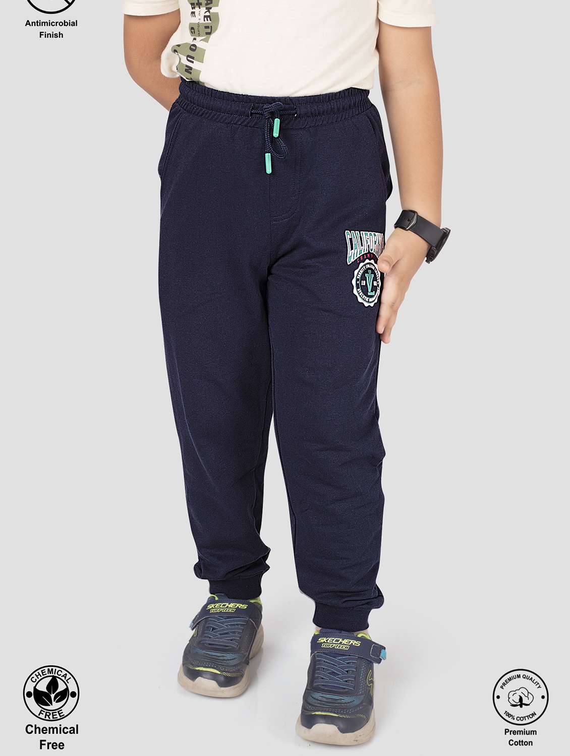 boys solid mid rise jogger