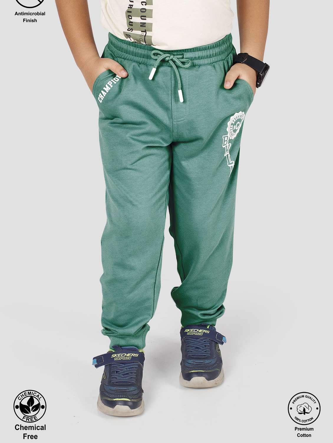 boys solid mid rise jogger