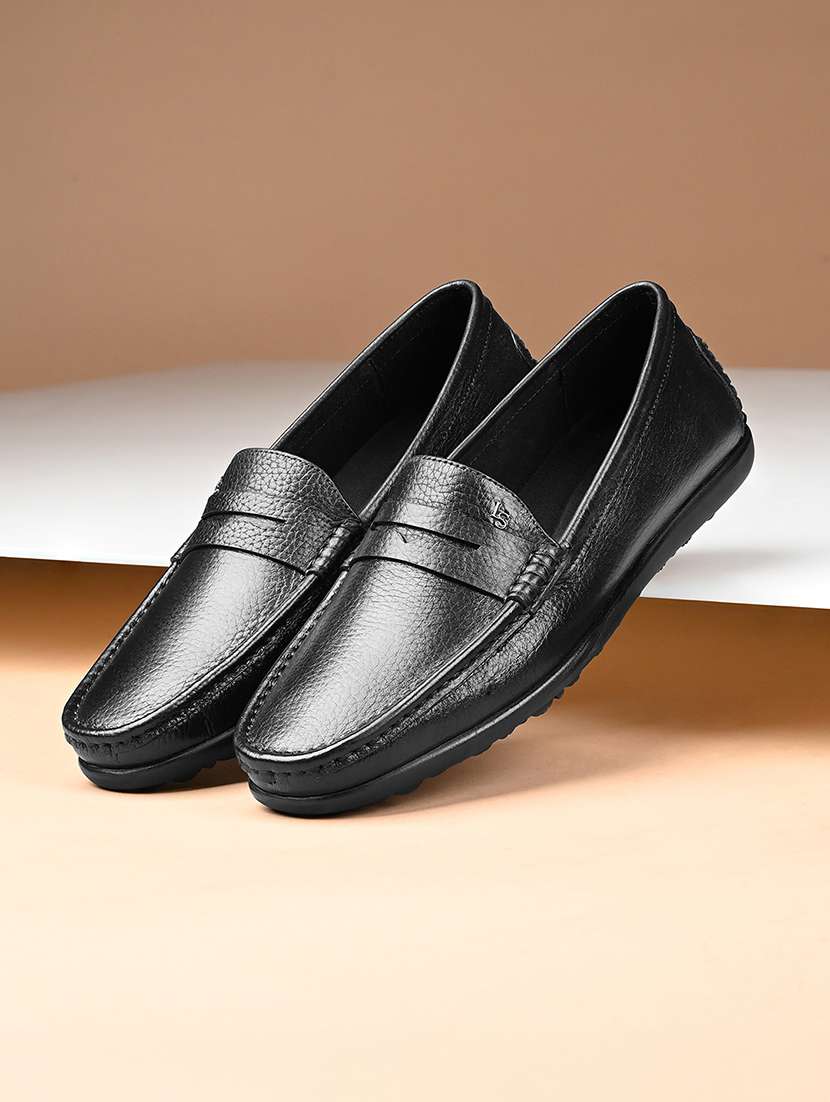 men black slip on loafer