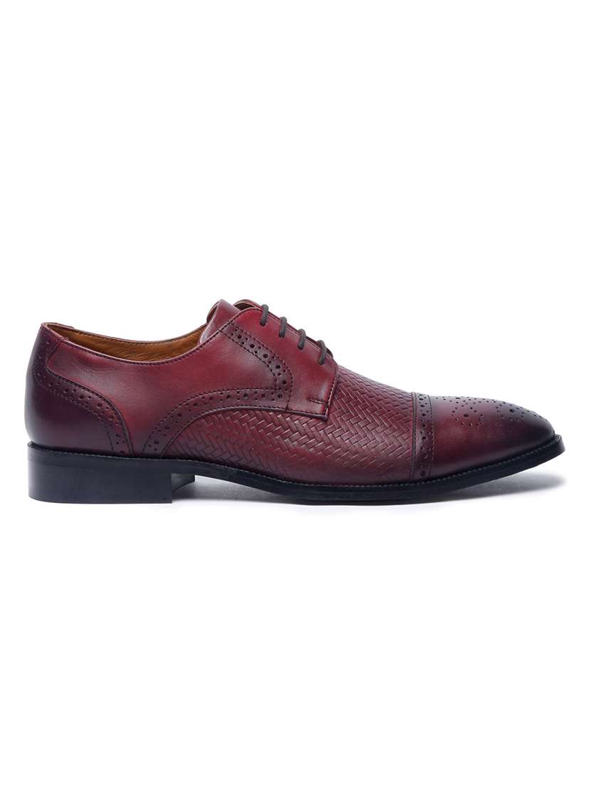 men textured lace up oxford - 22143027 -  Standard Image - 3