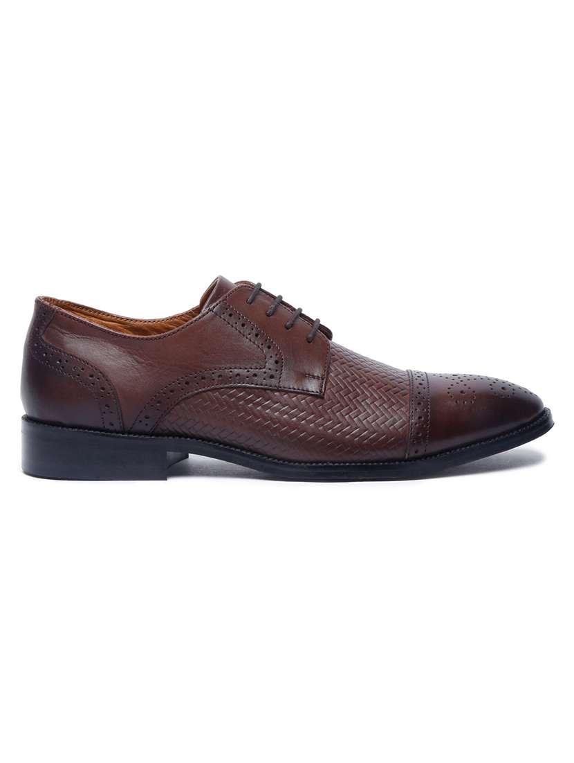 men textured lace up oxford - 22143029 -  Standard Image - 3