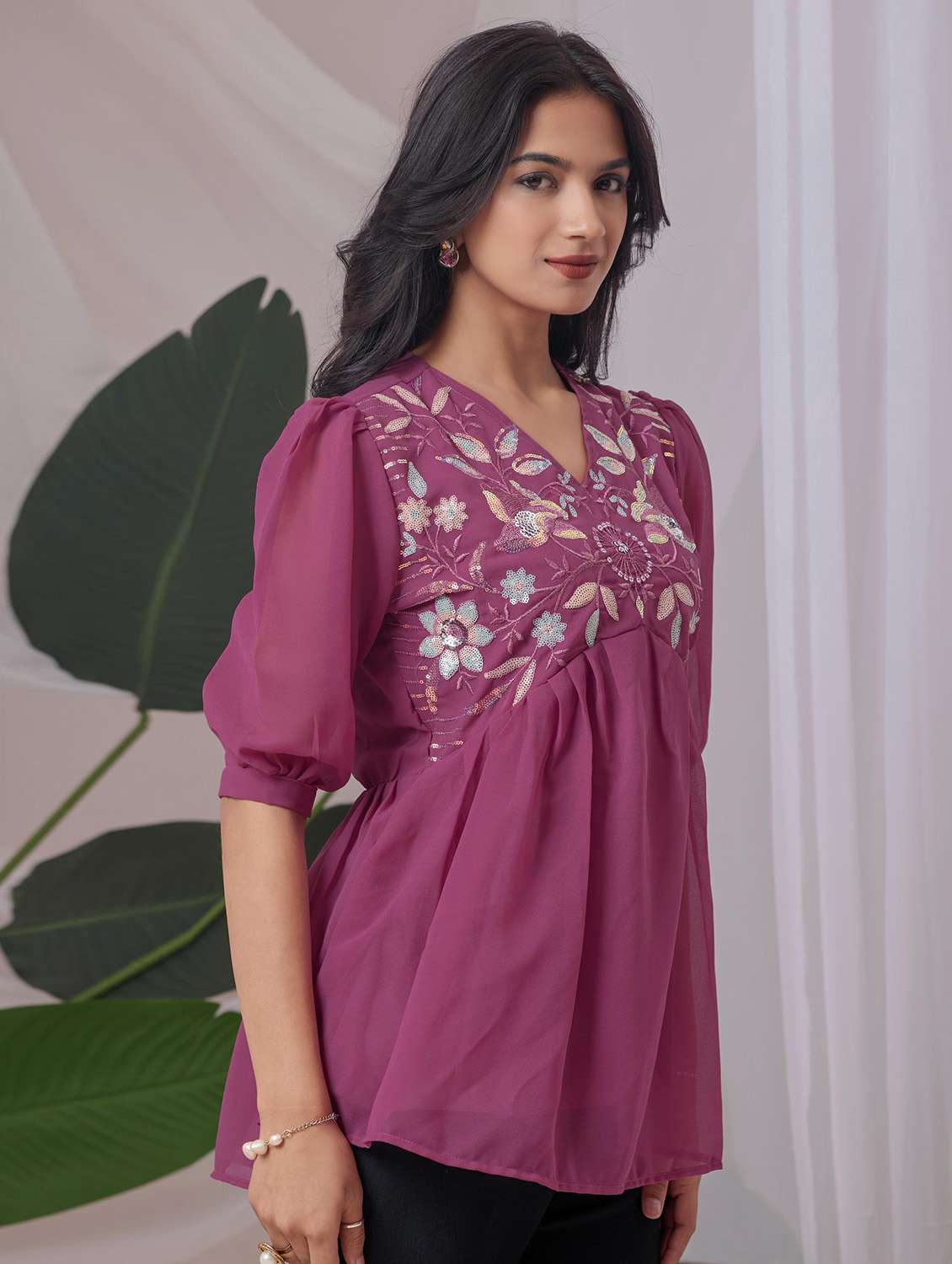 women embroidered puff sleeve a line top
