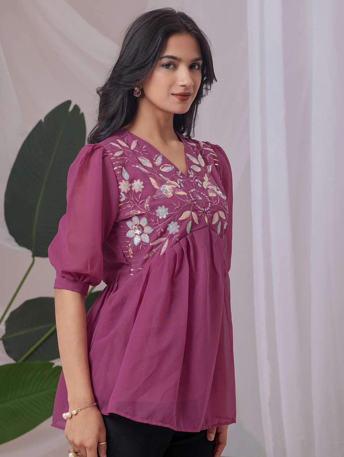 women embroidered puff sleeve a line top