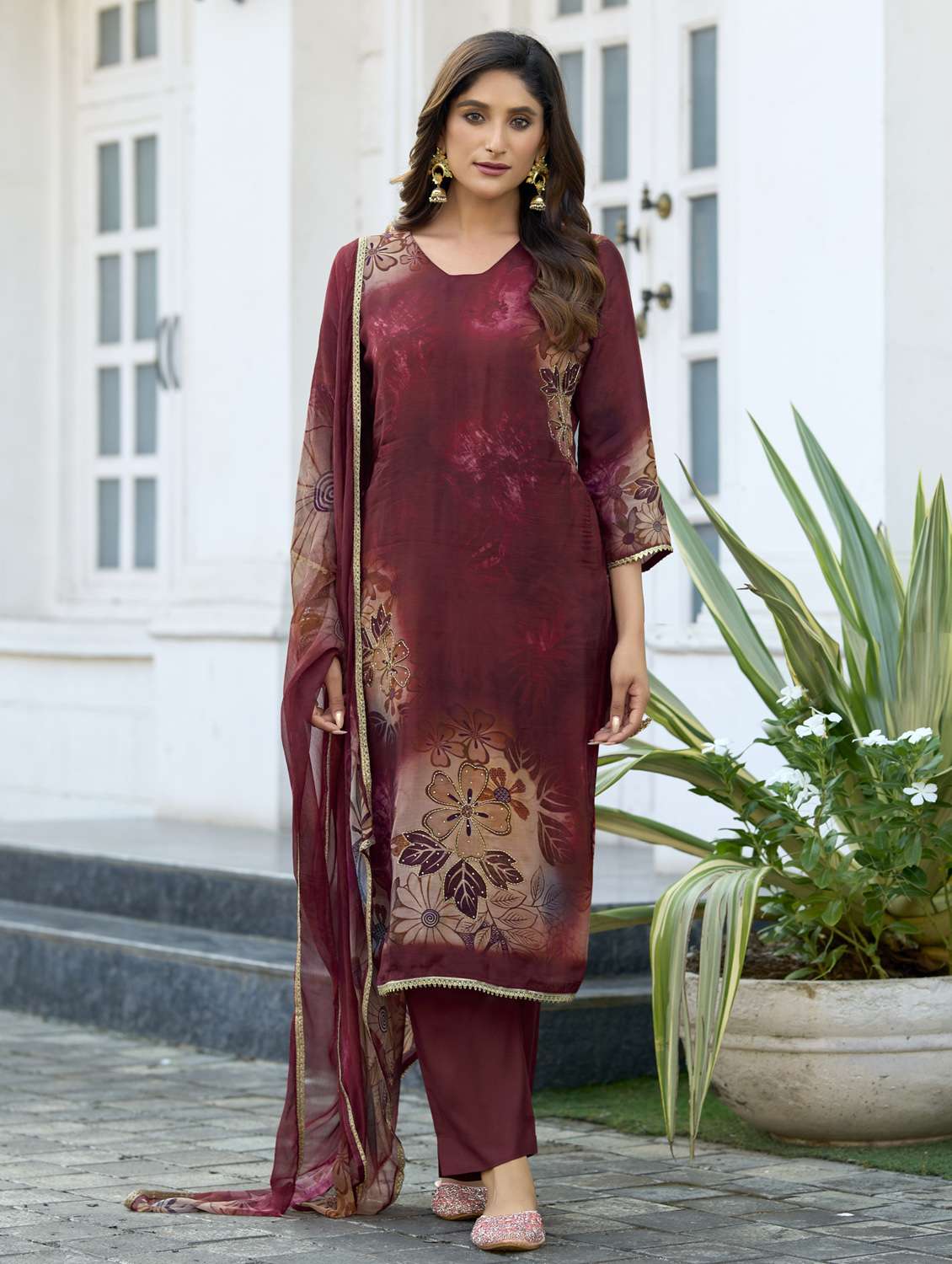 women floral printed three quarter sleeve kurta pant with dupatta set
