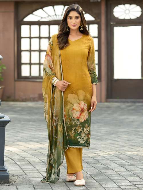 women floral printed three quarter sleeve kurta pant with dupatta set - 22143786 -  Standard Image - 0