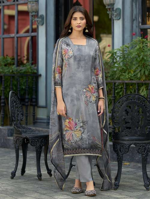 women floral printed three quarter sleeve kurta pant with dupatta set - 22143787 - Standard Image - 0