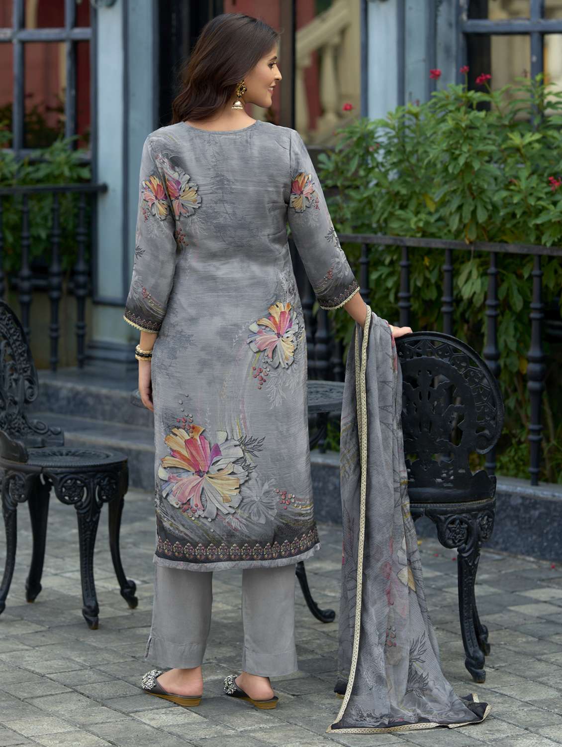 women floral printed three quarter sleeve kurta pant with dupatta set - 22143787 - Standard Image - 3