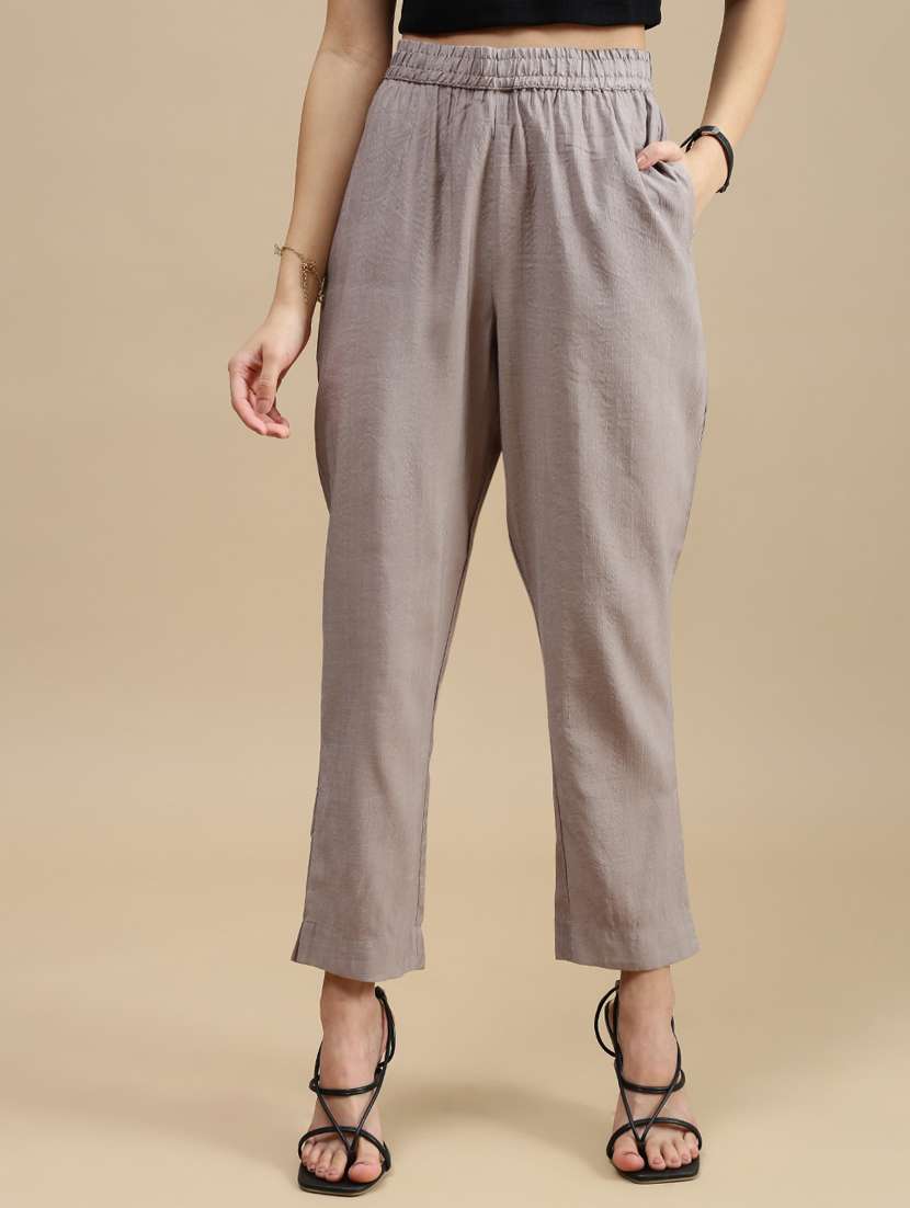 women solid mid rise straight trouser