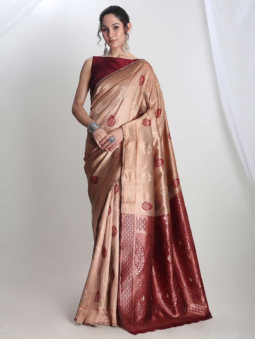 women self design banarasi saree with blouse