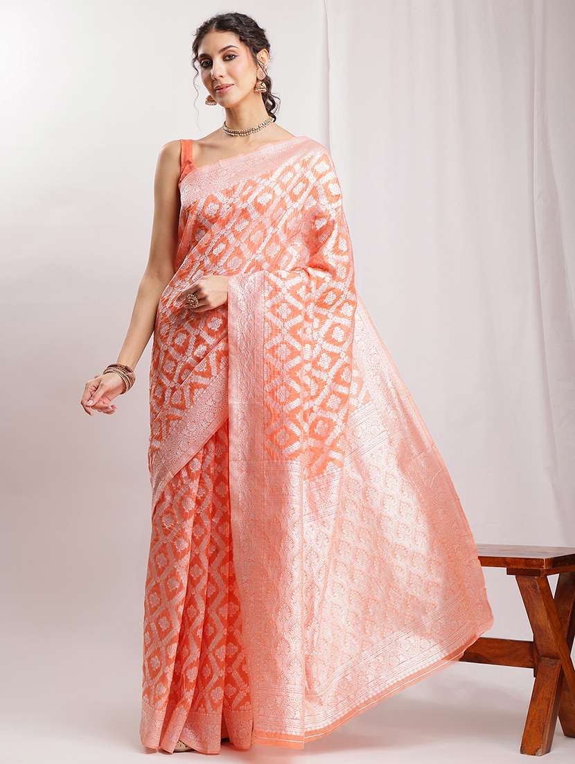 women self design banarasi saree with blouse