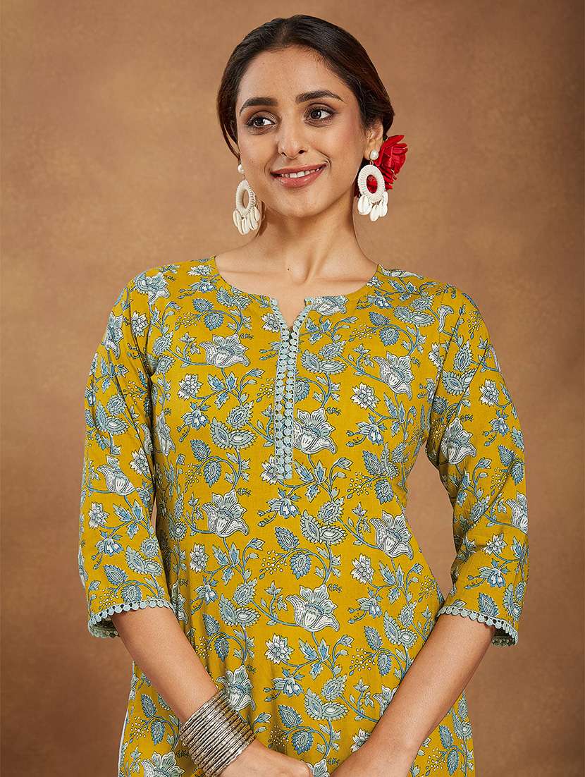 women floral three quarter sleeve straight kurta - 22144668 -  Standard Image - 5