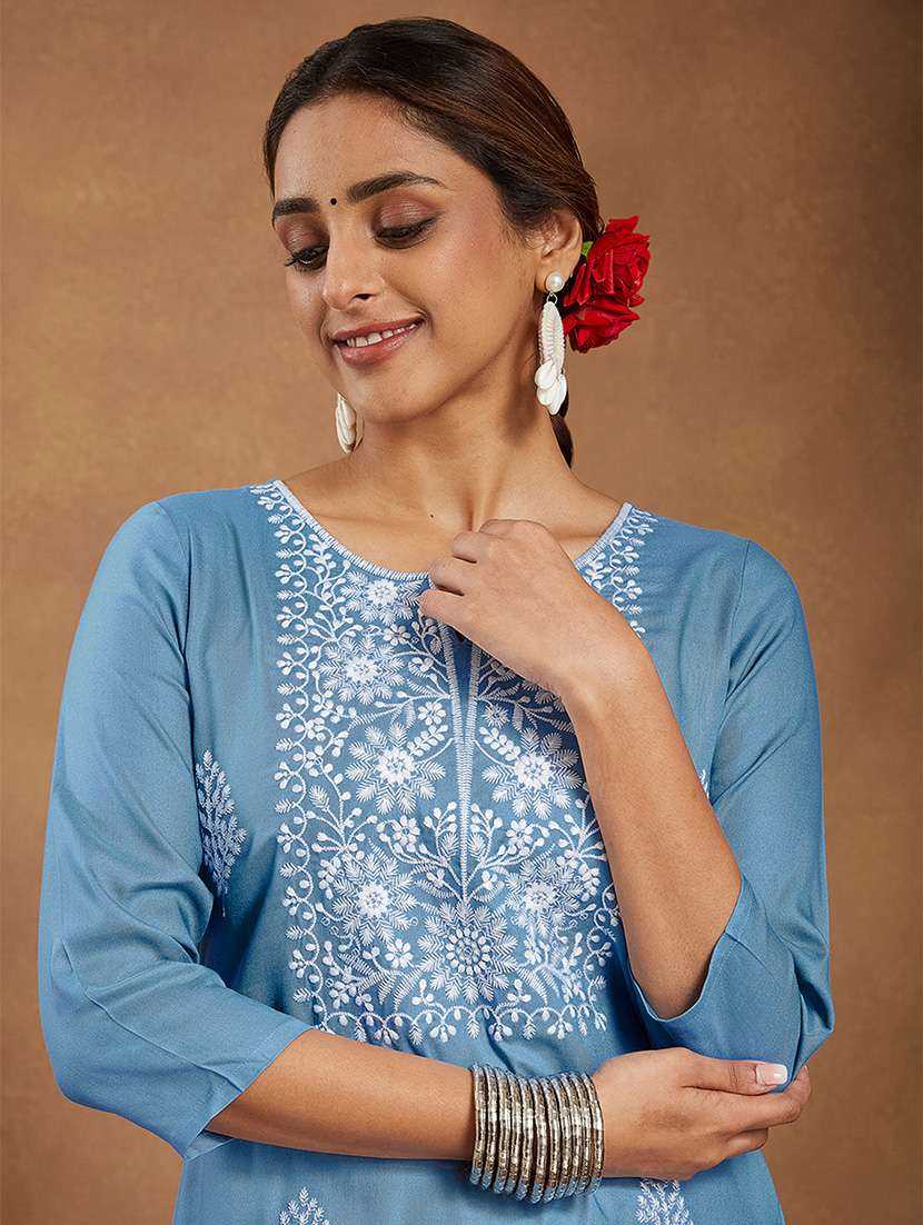 women embroidered three quarter sleeve straight kurta - 22144676 - Standard Image - 5