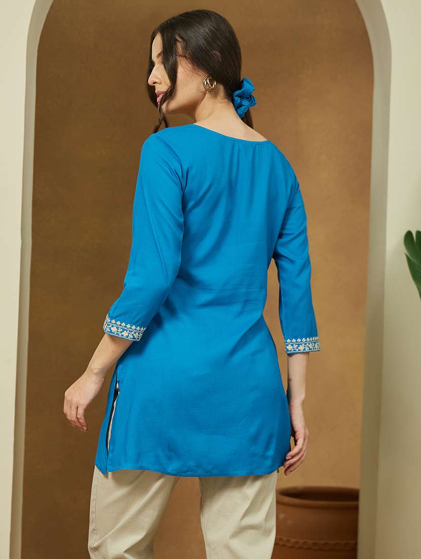 women embroidered three quarter sleeve straight kurti - 22144876 - Standard Image - 3