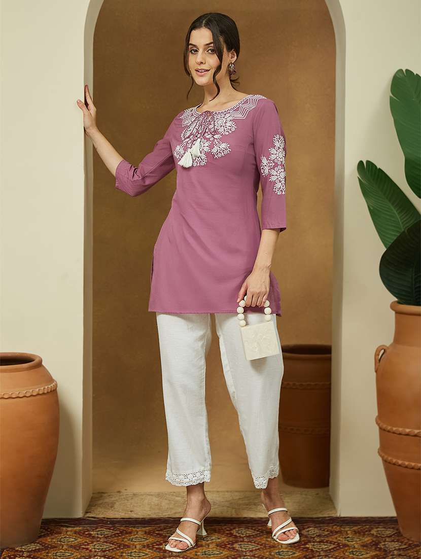 women embroidered three quarter sleeve straight kurti - 22144879 -  Standard Image - 5