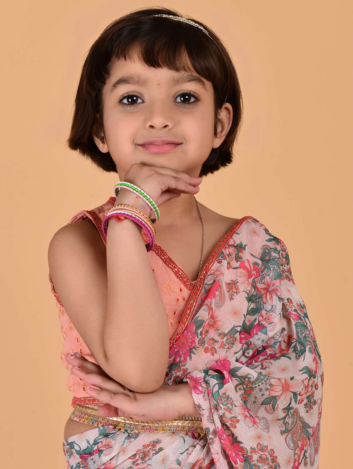 girls floral print pre draped saree - 22144896 -  Standard Image - 3