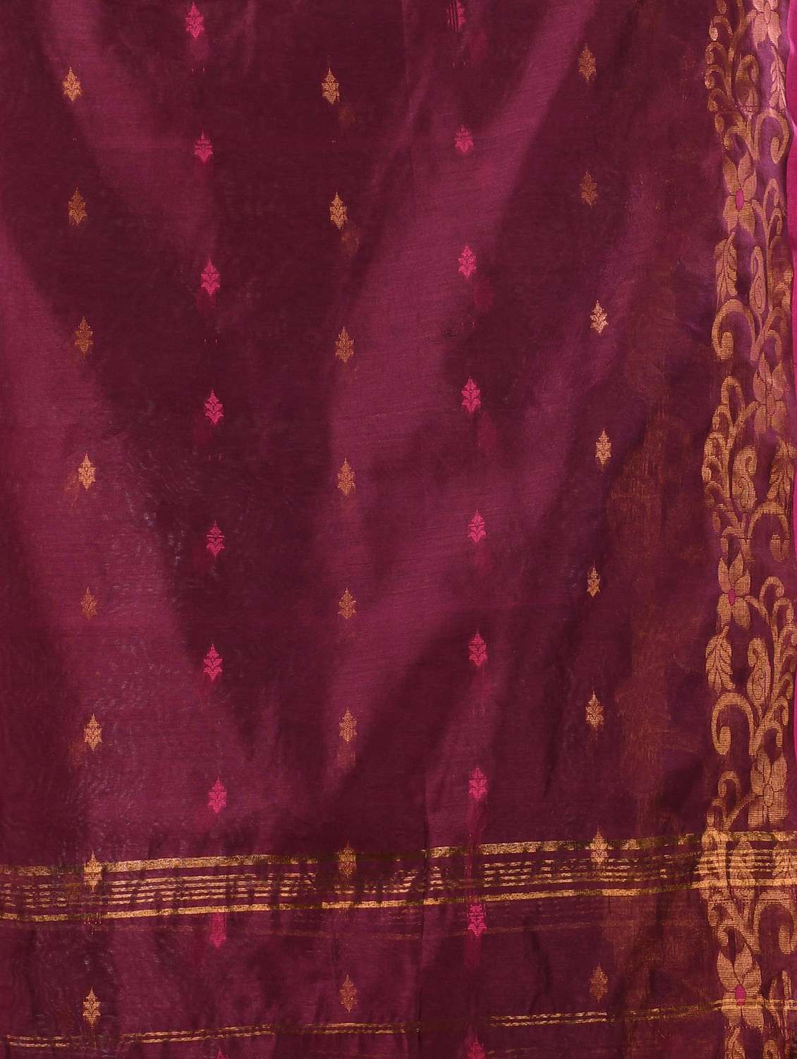 women self design handloom saree with blouse - 22144954 - Standard Image - 5