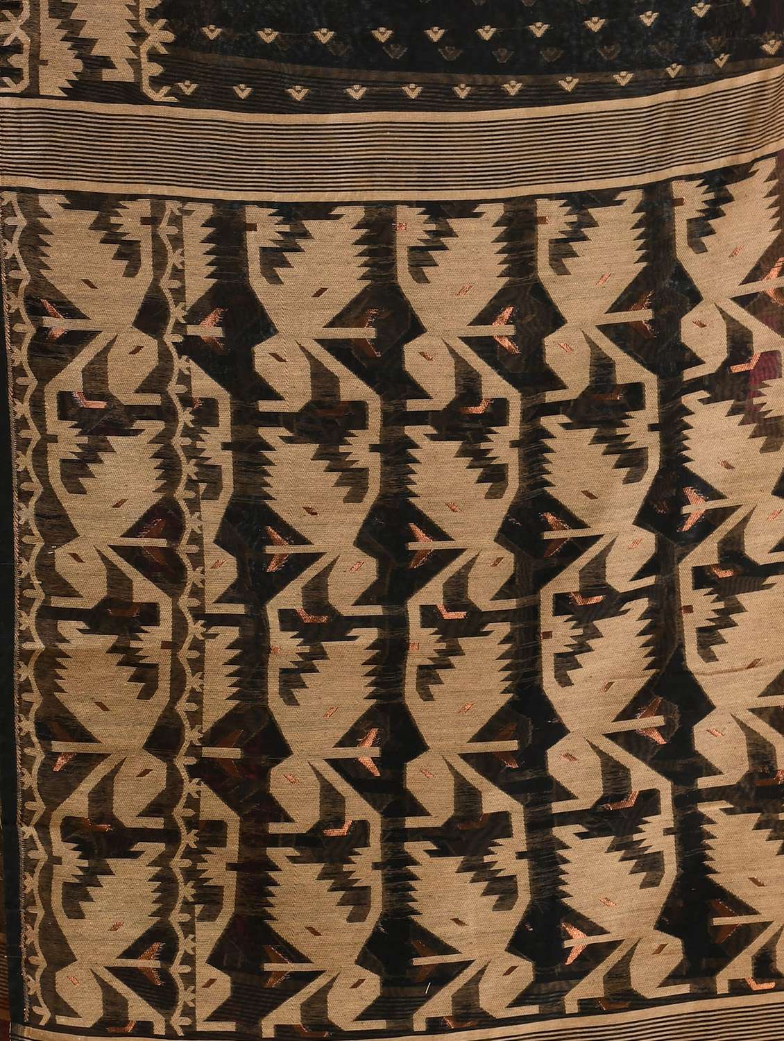 women self design jamdani saree with blouse - 22144970 -  Standard Image - 5