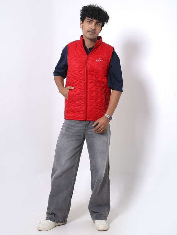 women solid sleeveless puffer jacket