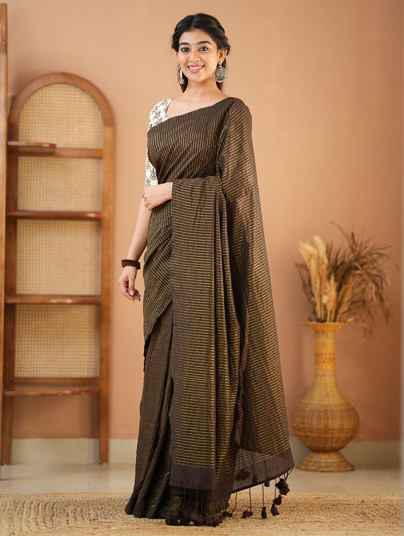women striped handloom saree with blouse - 22145064 -  Standard Image - 3