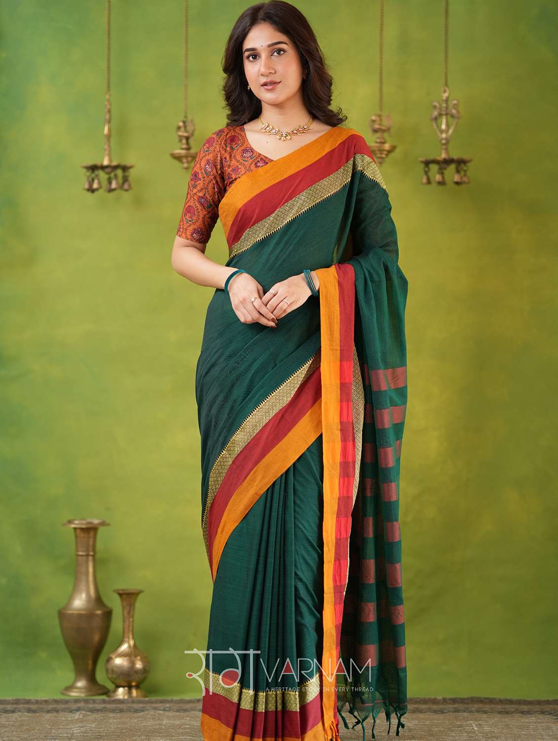 women solid with bordered narayanpet saree with blouse