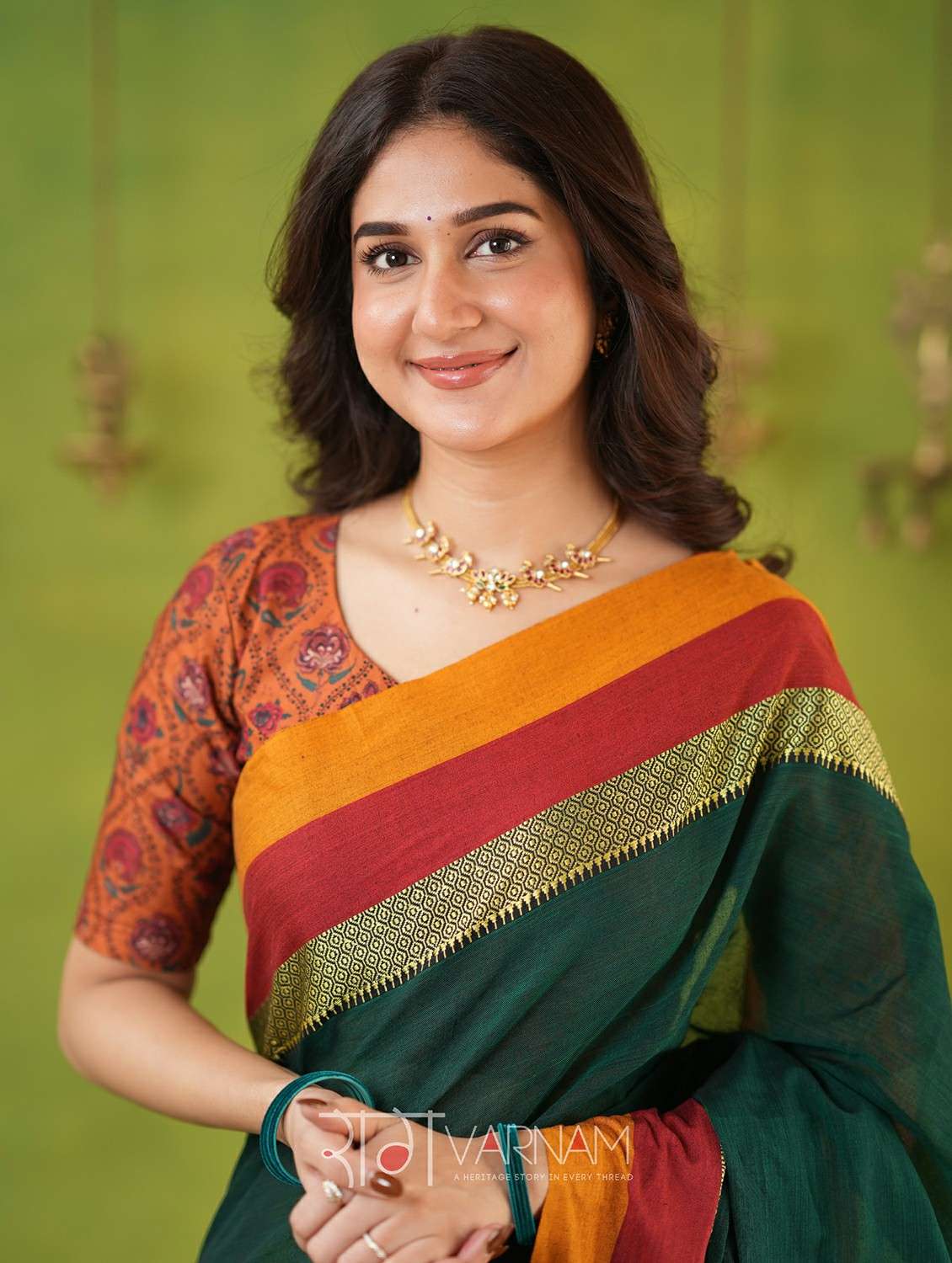 women solid with bordered narayanpet saree with blouse - 22145103 -  Standard Image - 3