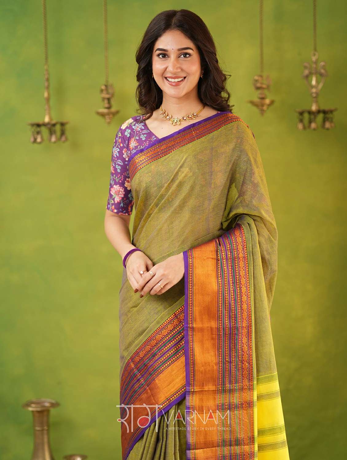 women solid with bordered narayanpet saree with blouse - 22145106 -  Standard Image - 3