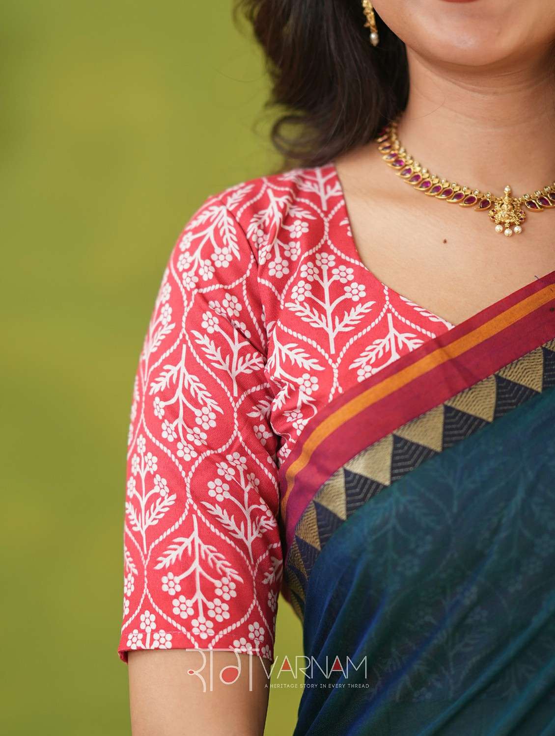 women solid with bordered narayanpet saree with blouse - 22145112 -  Standard Image - 5