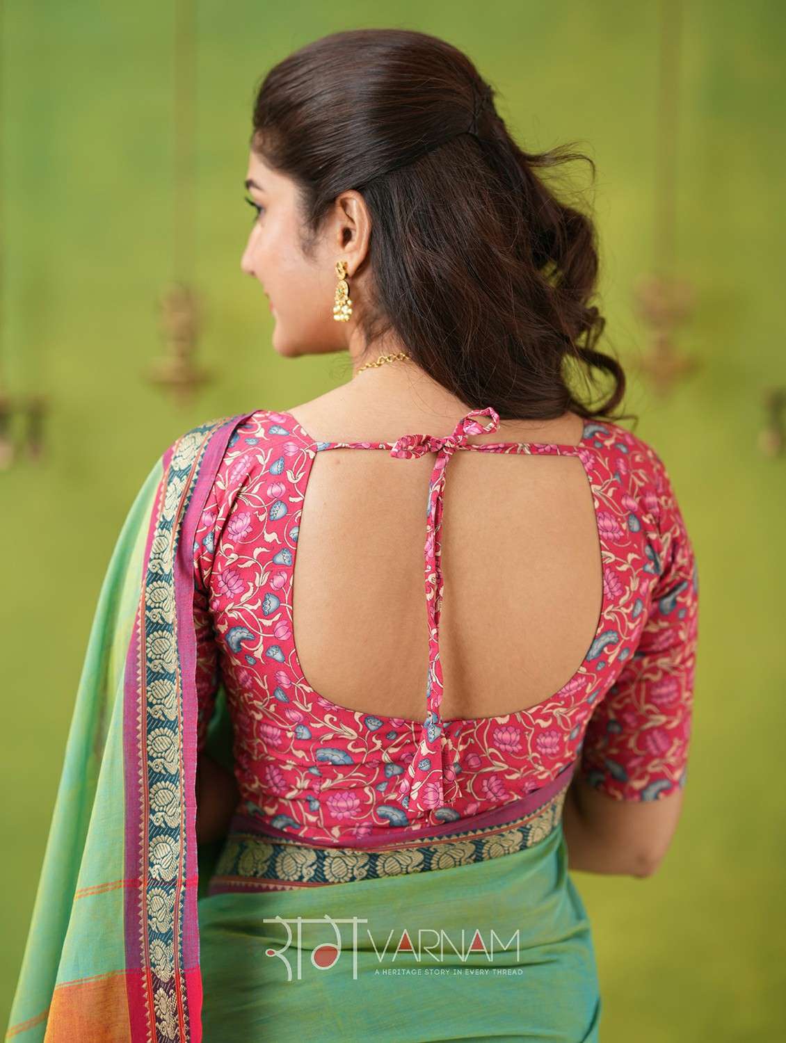 women solid with bordered narayanpet saree with blouse - 22145118 -  Standard Image - 5